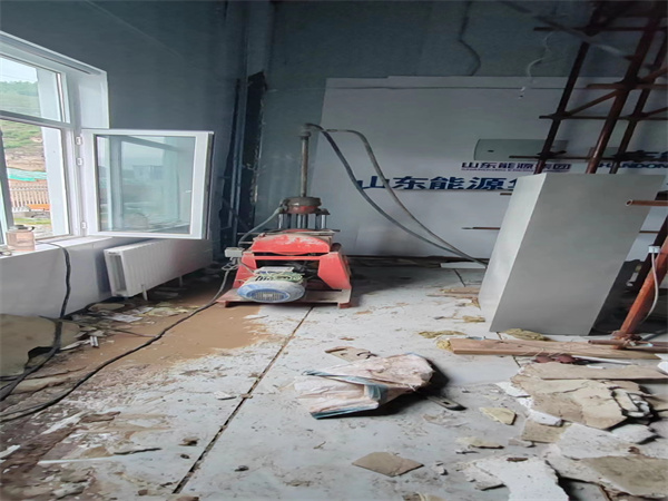 扎兰屯地基基础下沉墙体裂缝加固注浆顶升施工